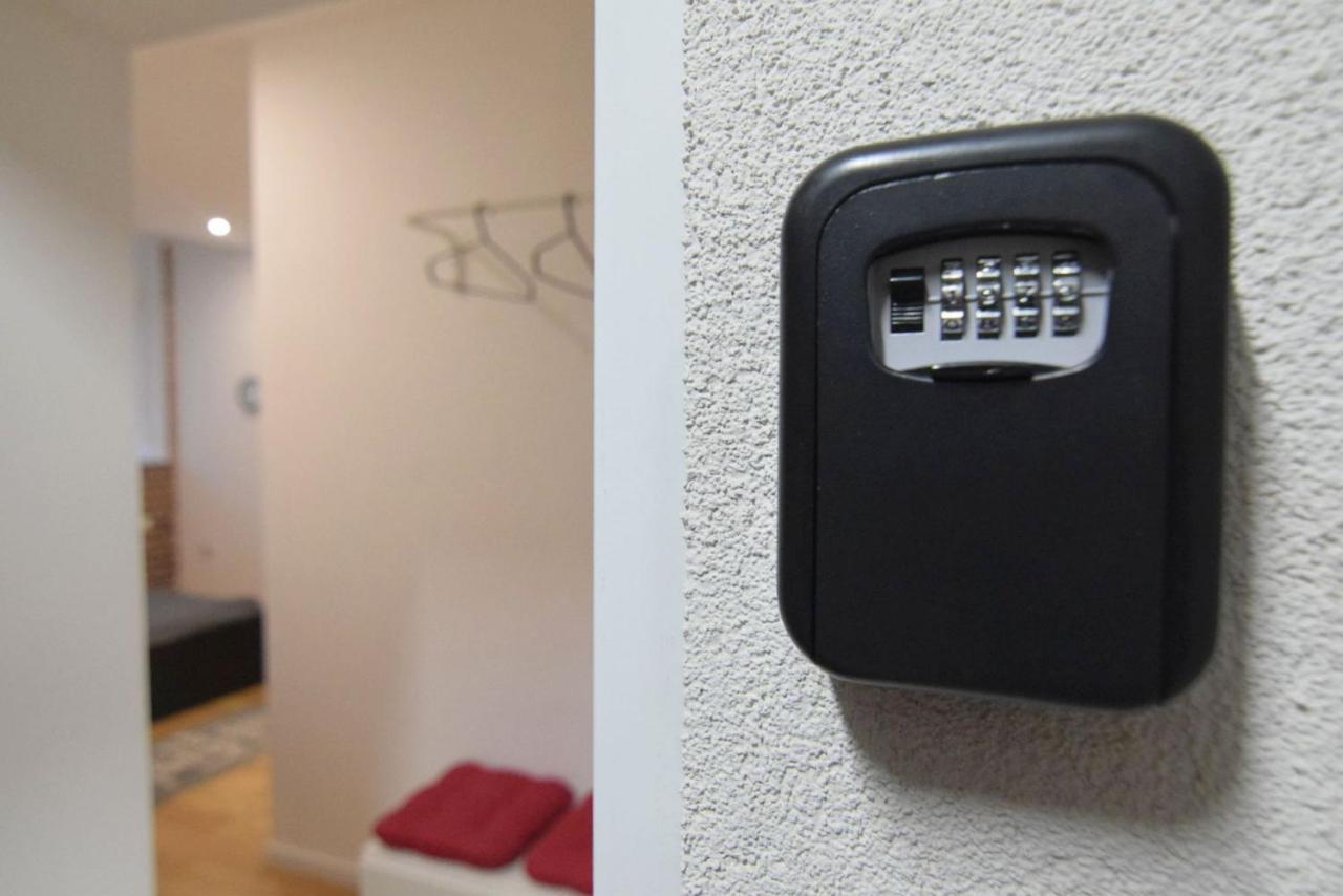 Topolowa Apartments - Self Check In - Next To Main Rail, 10 Min To Main Square Krasków Εξωτερικό φωτογραφία